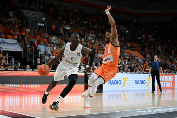 是他们在国 是他们在国