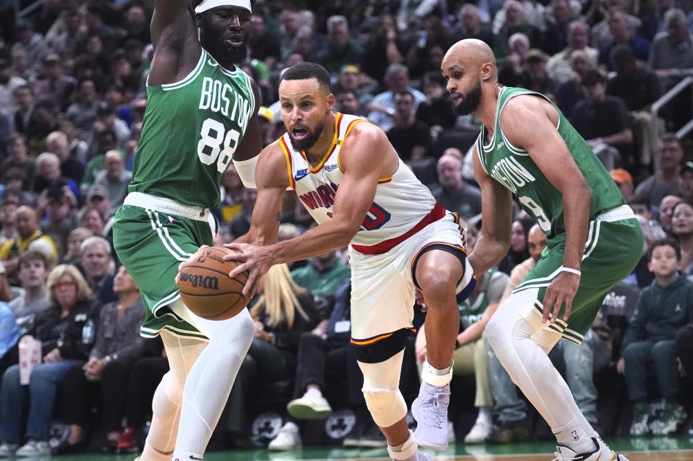 了足球场上 了足球场上