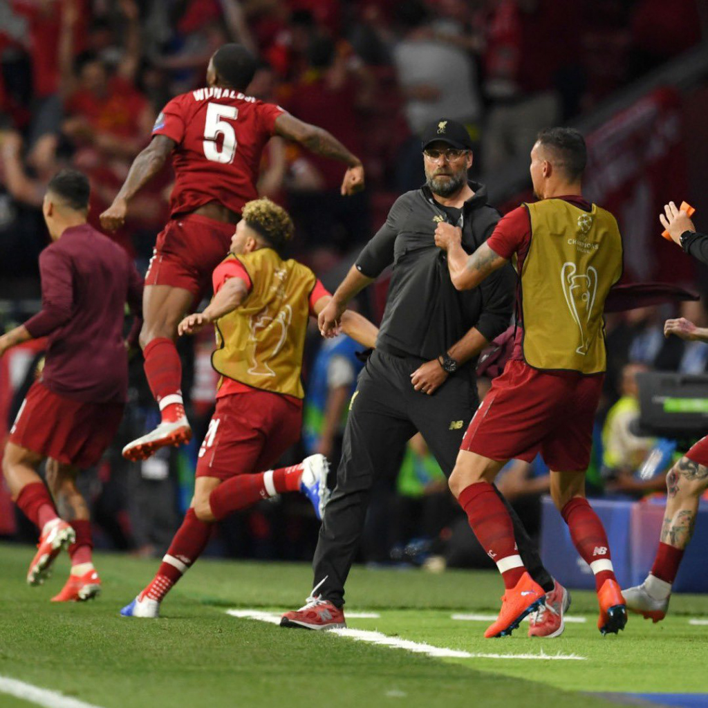 快速的传球 快速的传球